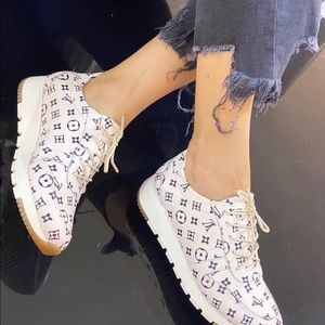 Meet your Posher, Jacqueline